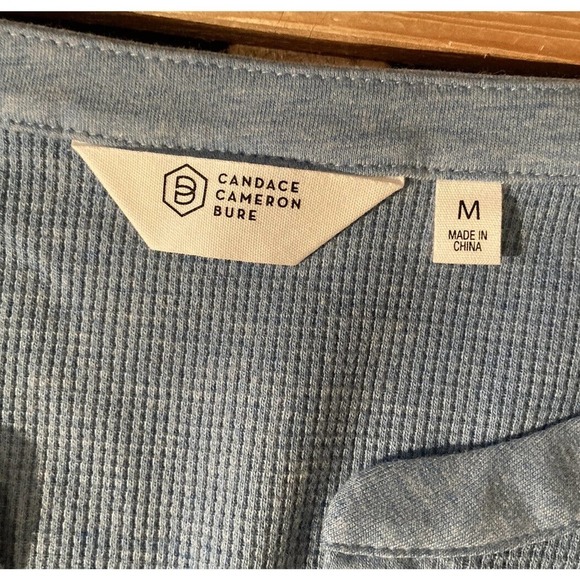 NEW Candace Cameron Bure Long Sleeve Top Size Medium Women’s Blue Waffle Knit - Picture 3 of 8